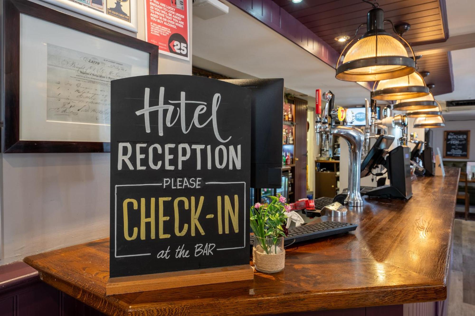 West Port Hotel Linlithgow Luaran gambar